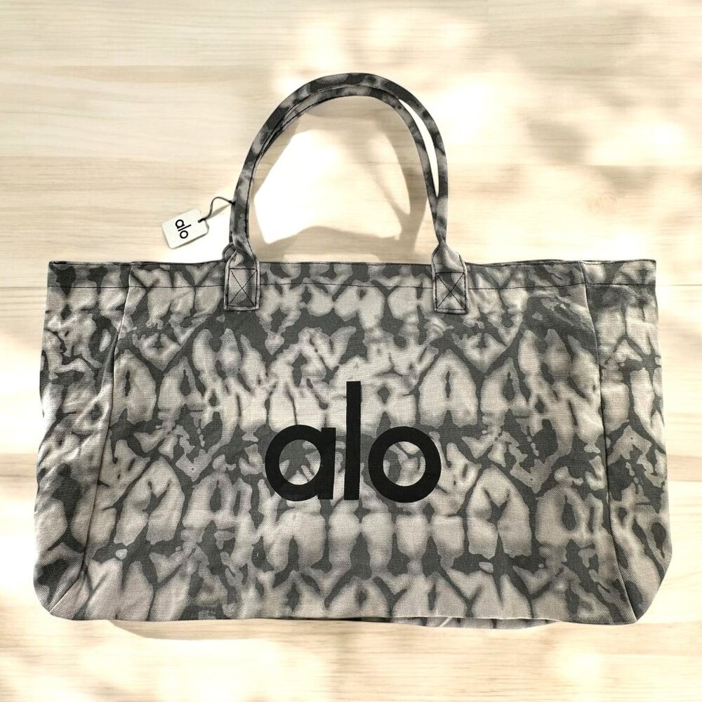 ALO Yoga Gray and White Tie Dye Canvas Large Tote Bag Gym Shopping